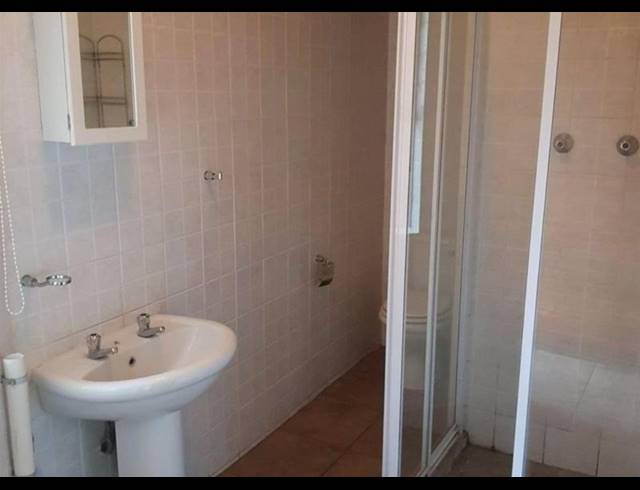 1 BEDROOM APARTMENT FOR SALE IN DASSIE RAND